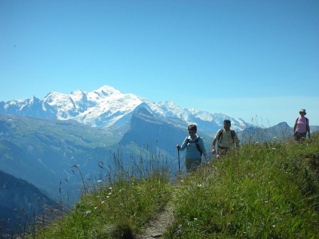 Logis Hotel Gai Soleil Samoëns Exteriér fotografie