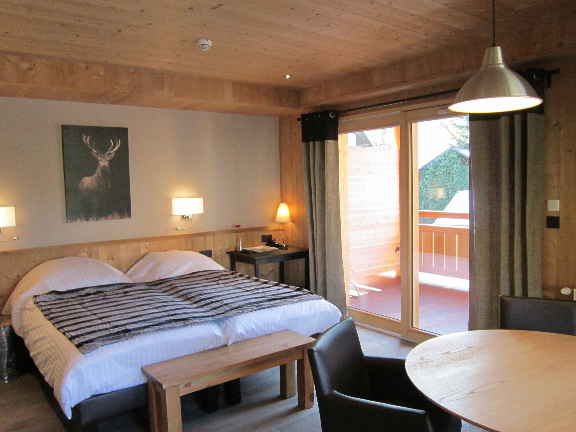 Logis Hotel Gai Soleil Samoëns Exteriér fotografie